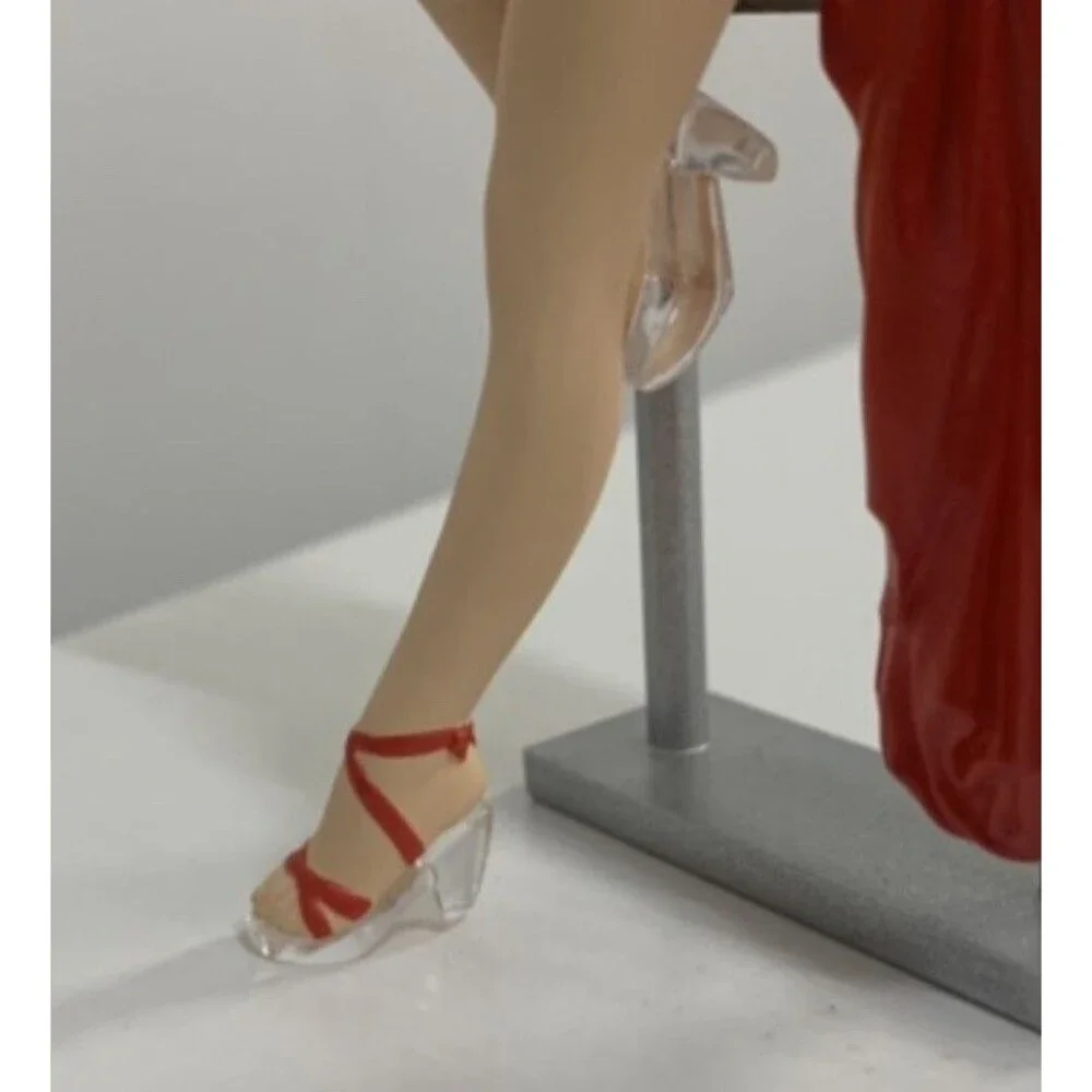 1999 Hallmark Keepsake - Marilyn Monroe Ornament in Box Collectors Series